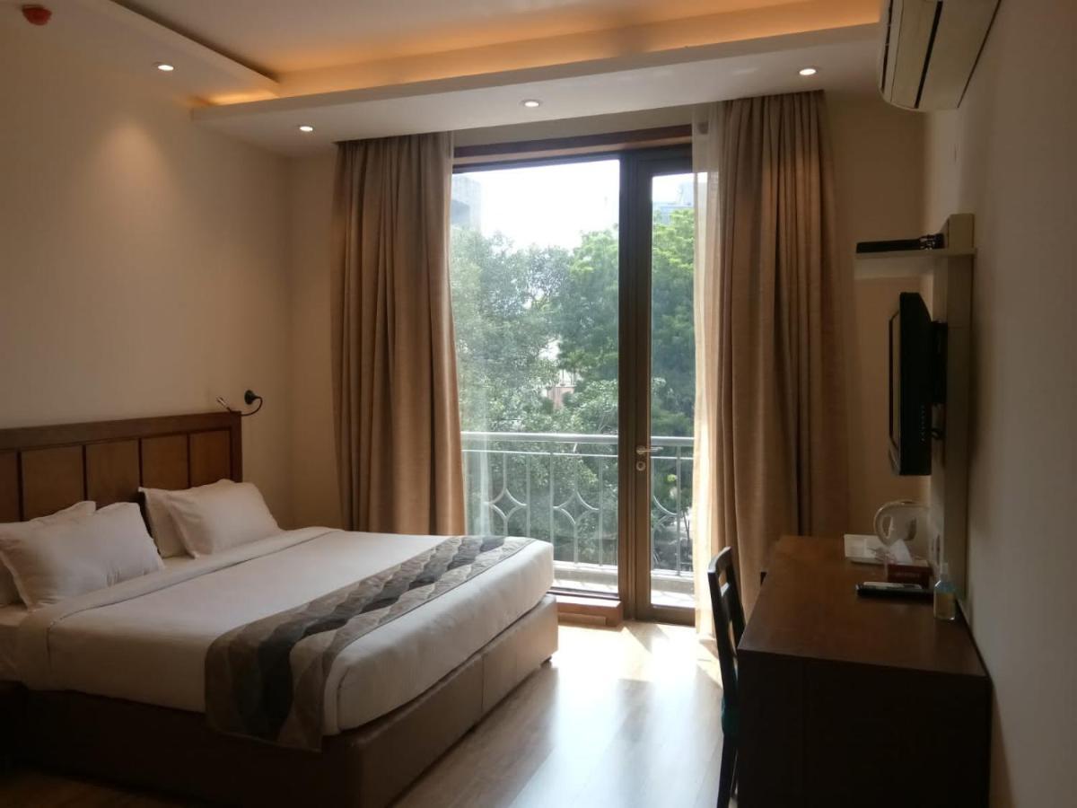Uds Villa Scandinavian B&B - Next To Vfs นิวเดลี ภายนอก รูปภาพ