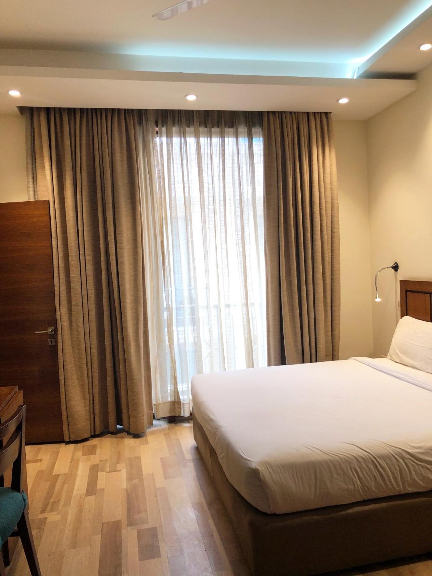 Uds Villa Scandinavian B&B - Next To Vfs นิวเดลี ภายนอก รูปภาพ