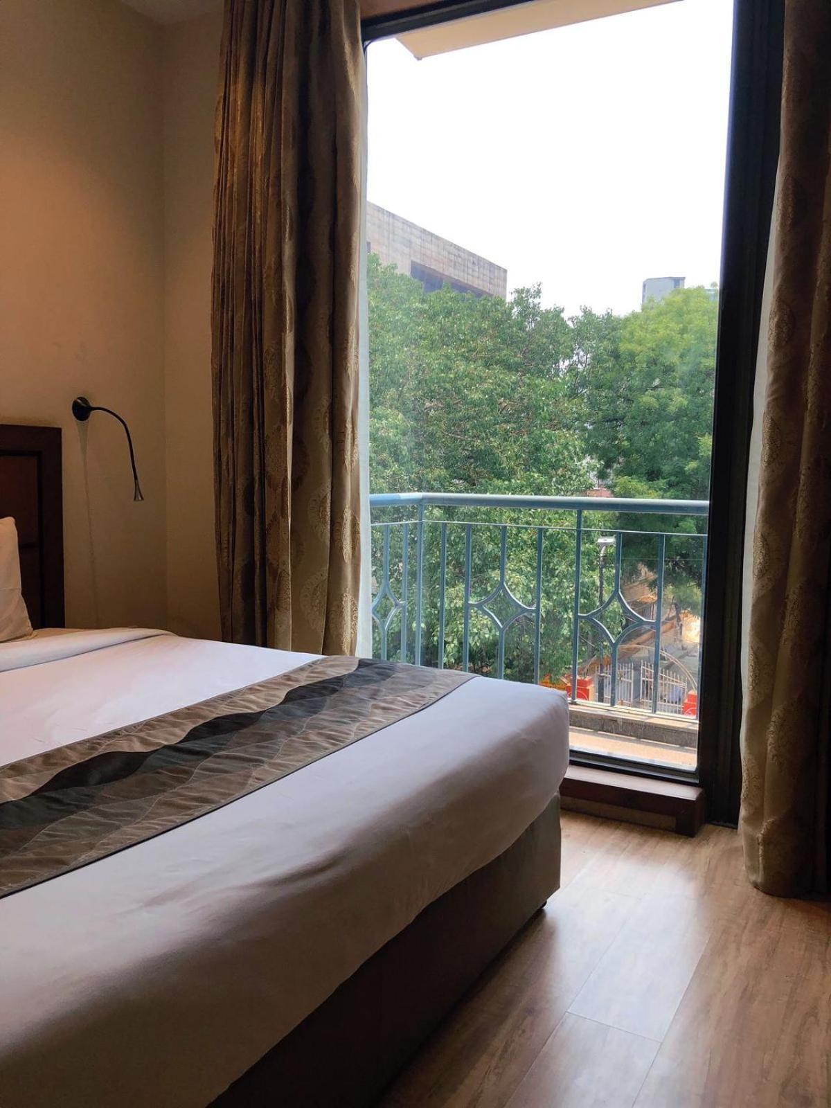 Uds Villa Scandinavian B&B - Next To Vfs นิวเดลี ภายนอก รูปภาพ